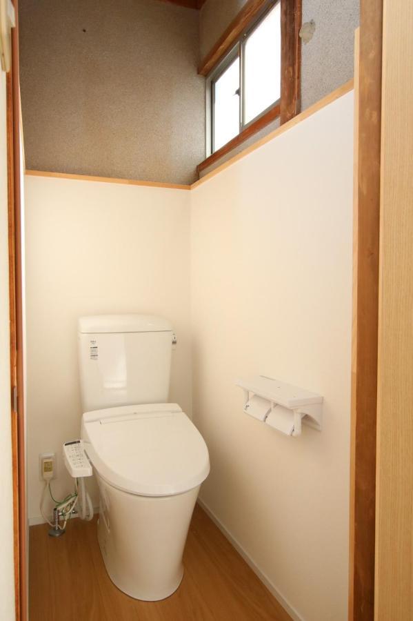 Guesthouse Omoya--全個室--囲炉裏のぬくもりと共にグループの絆を深める古民家宿でゆっくりとした時間を-6名部屋-6名部屋-8名部屋--最大20名-ペット同伴可は一室のみ- Matsuyama  Esterno foto