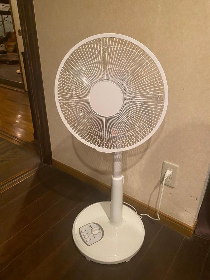 Guesthouse Omoya--全個室--囲炉裏のぬくもりと共にグループの絆を深める古民家宿でゆっくりとした時間を-6名部屋-6名部屋-8名部屋--最大20名-ペット同伴可は一室のみ- Matsuyama  Esterno foto